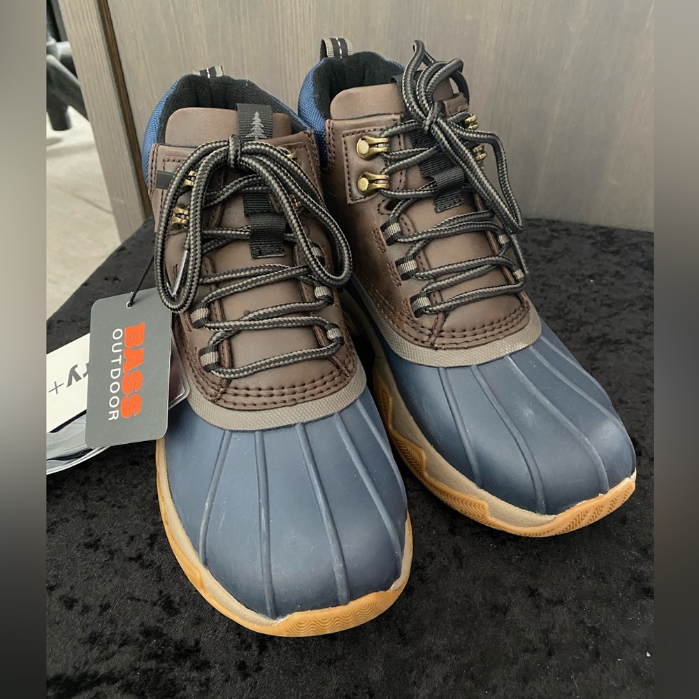 New BASS Outdoor Women's Cushion Insole Hiking Boots – size 7 Brown